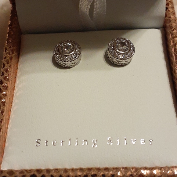 gia fiorella Jewelry - Beautiful  sterling silver cz earrings